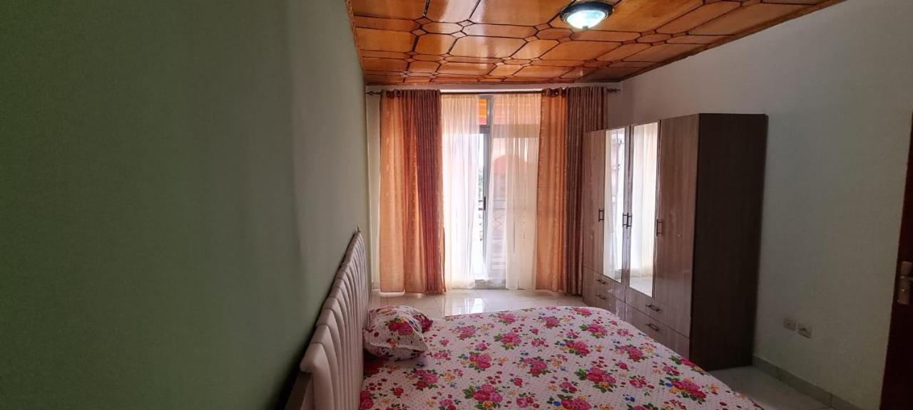Residence Diakhaby Conakry Buitenkant foto