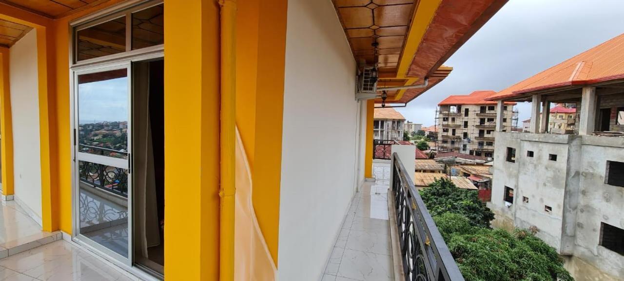 Residence Diakhaby Conakry Buitenkant foto
